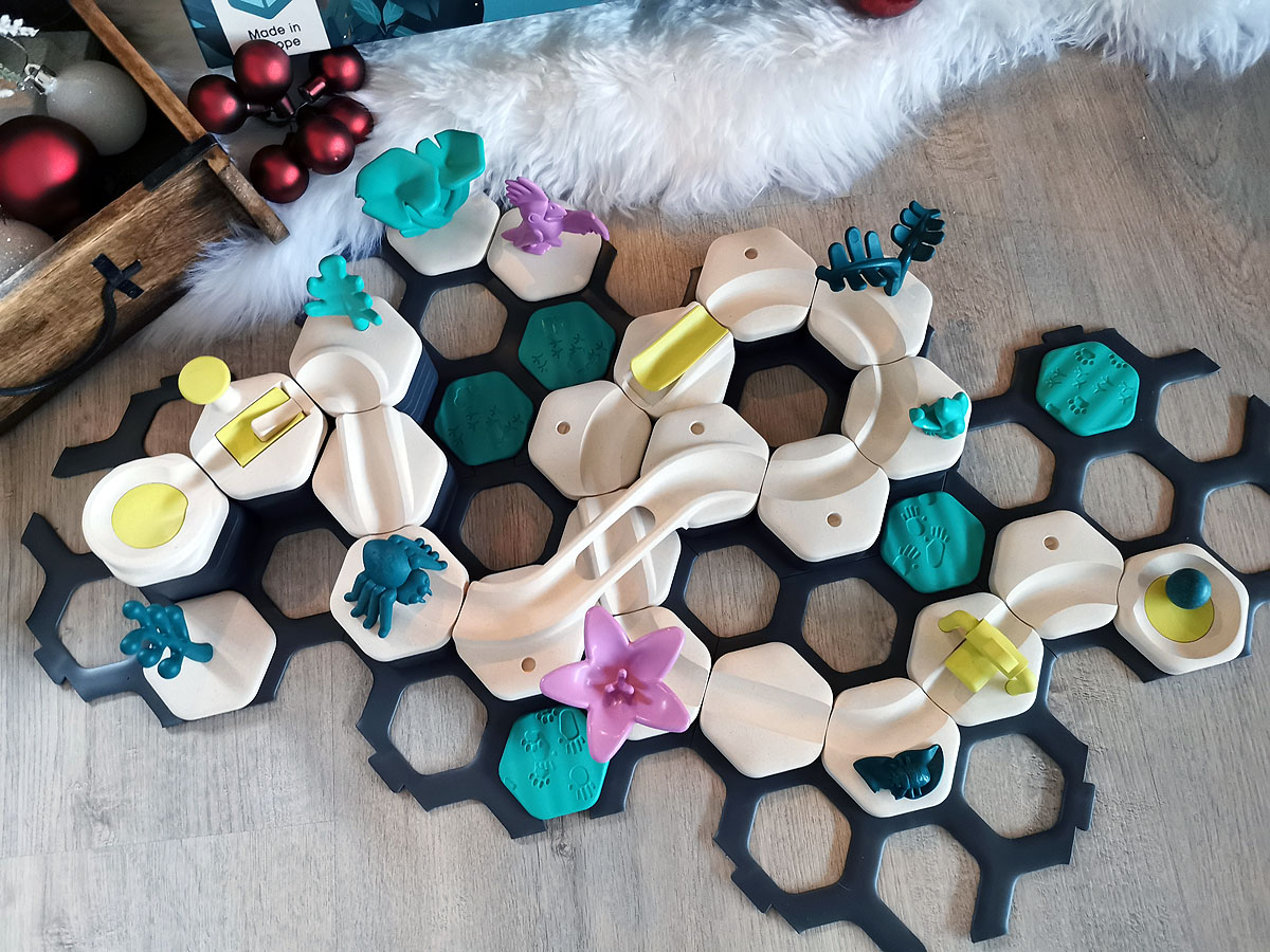 Gravitrax Junior Jungle Set aufgebaut Gravitrax Junior Jungle Set aufgebaut