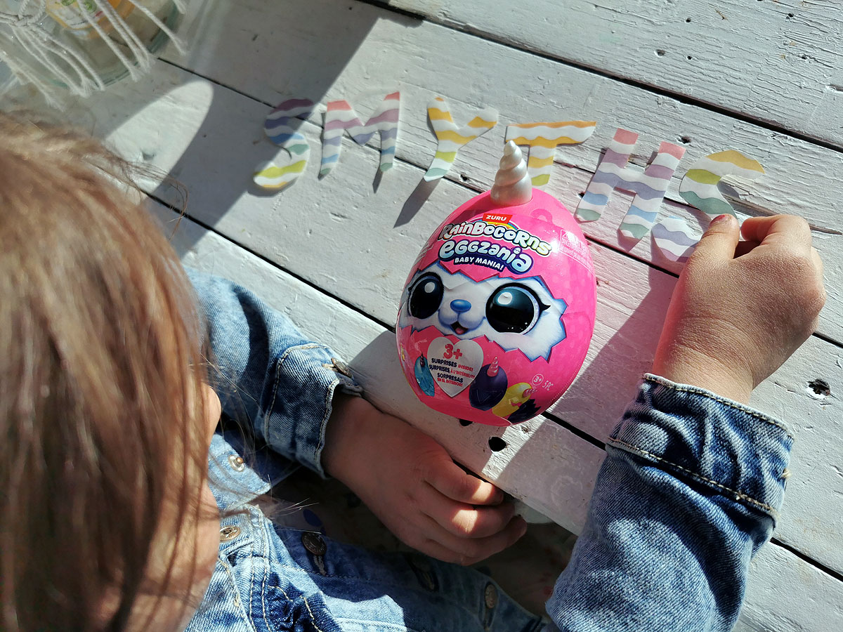 Rainbocorn Ostern Smyths Toys